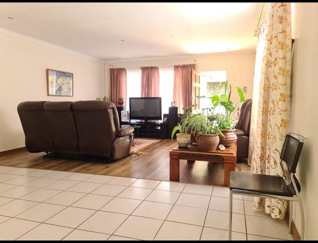 3 BEDROOM HOUSE FOR SALE IN SASOLBURG